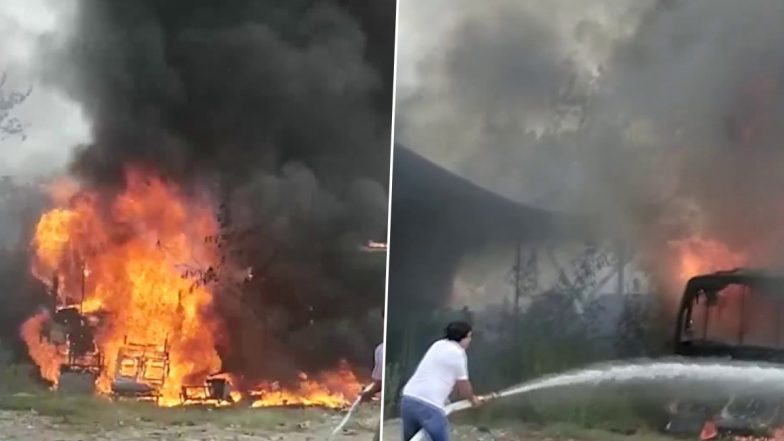 Gujarat: अहमदाबाद के मेमनगर स्टेशन पर बस में लगी आग, सभी यात्री को सुरक्षित निकला गया