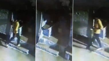 MP: ग्वालियर में महिलाओं के अंडरगारमेंट्स चुराते लड़का CCTV में कैद- Watch Video