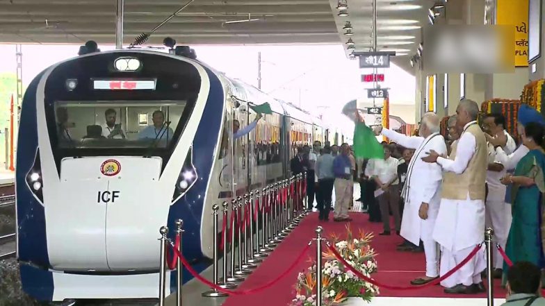 Vande Bharat Express: गांधीनगर-मुंबई के बीच दौड़ेगी वंदे भारत एक्सप्रेस, PM मोदी ने हरी झंडी दिखाकर किया रवाना