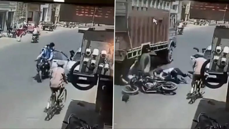 वाहन का दरवाजा खोलते समय बरतें सावधानी, खुद के साथ-साथ दूसरों की भी करें सुरक्षा (Watch Video)