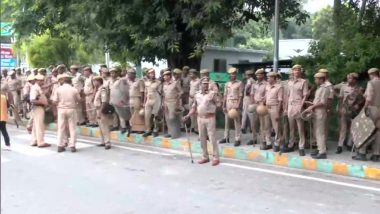 UP विधानसभा सत्र: सरकार के खिलाफ पैदल मार्च निकालेंगे सपा कार्यकर्ता, भारी पुलिस बल तैनात