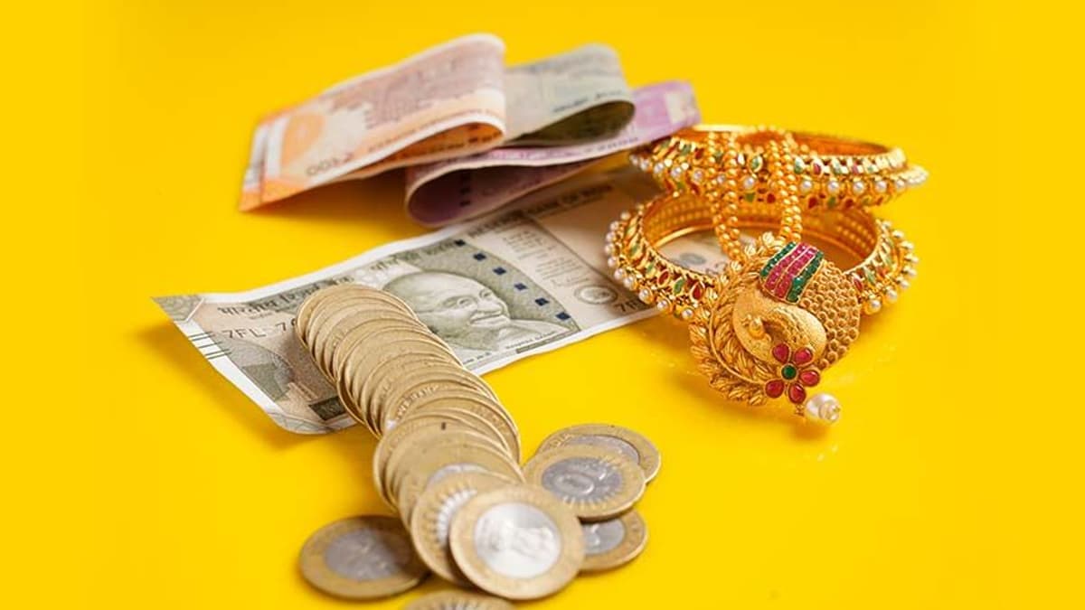 Personal Loan: पर्सनल लोन की है जरूरत तो पढ़ें ये खबर, कम दस्तावेज पर बेहद सस्ता कर्ज लेने का आसान तरीका