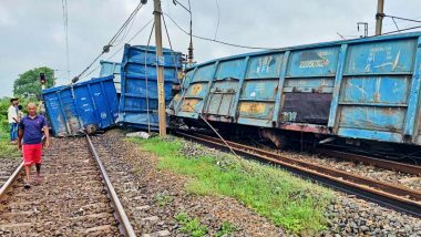 Goods Train Derailed: बिहार में मालगाड़ी के 20 डिब्बे पटरी से उतरे, गया-हावड़ा रेल रूट पर कई ट्रेनें प्रभावित