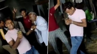 Dance on Gunpoint: तमंचे पे डिस्को करते हुए युवकों का वीडियो हुआ वायरल, अपनी बर्थडे पार्टी में हाथ में गन लहराता दिखा शख्स, देखें वीडियो