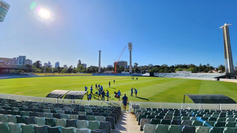 T20 World Cup 2022: भारतीय क्रिकेट टीम ऑस्ट्रेलिया पहुची, पर्थ के क्रिकेट स्टेडियम में ट्रेनिंग सत्र की तस्वीरे की शेयर