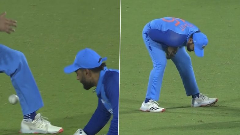 IND vs SA 2nd T20I 2022: रिशभ पंत के हाथ से बॉल छिटक कर रोहित शर्मा के प्राइवेट अंग पर लगा , जिसके बाद ट्विटर यूजर्स ने पंत की लिया चुटकी