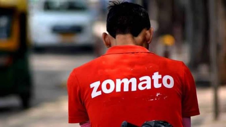 जिलाधिकारी ने बाढ़ पीड़ितों से कहा- सरकार भोजन उपलब्ध कराने के लिए Zomato सेवा नहीं चला रही