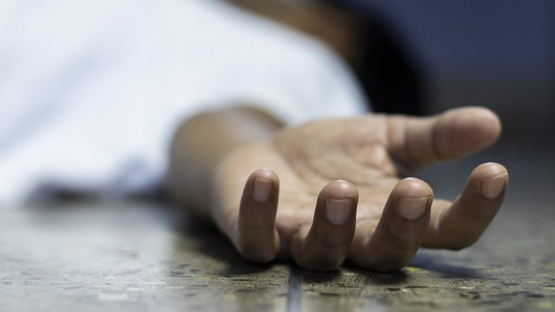 यूपी एयरफोर्स बेस में फ्लाइट लेफ्टिनेंट की लाश मिली