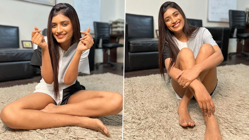 Manya Singh की सादगी से भरी ये तस्वीरें आपको बना देंगी दीवाना