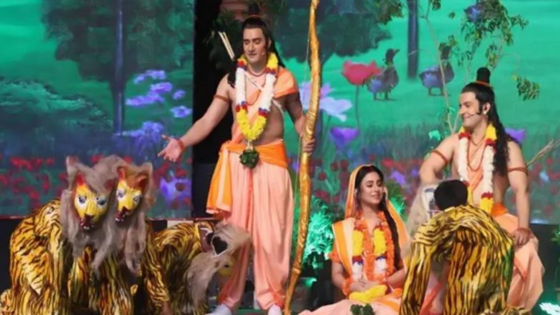 Cheetahs from Kuno National Park at Lav Kush Ramlila: दिल्ली की लव कुश रामलीला में दिखे कुनो नेशनल पार्क के चीते, जानए दर्शकों का क्या था रिएक्शन