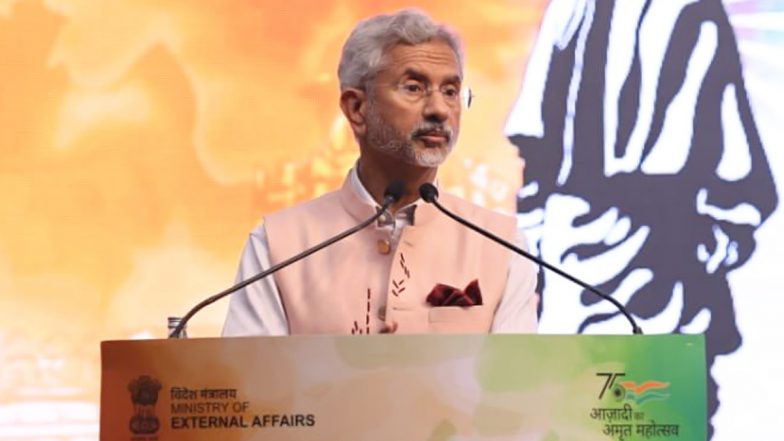 कनेक्टिविटी परियोजनाओं को देशों की संप्रभुता और क्षेत्रीय अखंडता का सम्मान करना चाहिए: एस जयशंकर