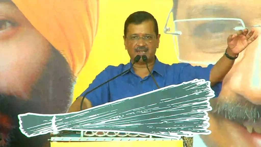 केजरीवाल बोले- 'दिल्ली में जारी रहेंगी फ्री योग क्लास, मदद के लिए लोगों से  मांगनी पड़ी तो मांगूगा