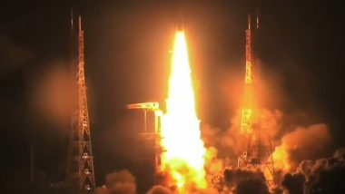 ISRO LVM3-M2 Launch Video: इसरो ने रचा एक और इतिहास, सबसे भारी रॉकेट LVM3-M2 36 सैटेलाइट्स के साथ सलफतापूर्वक लॉन्च