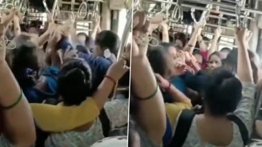 Fight in Local Train: मुंबई की लोकल ट्रेन में फिर भिड़ी महिलाएं, एक-दूसरे पर बरसाए थप्पड़- Watch Viral Video