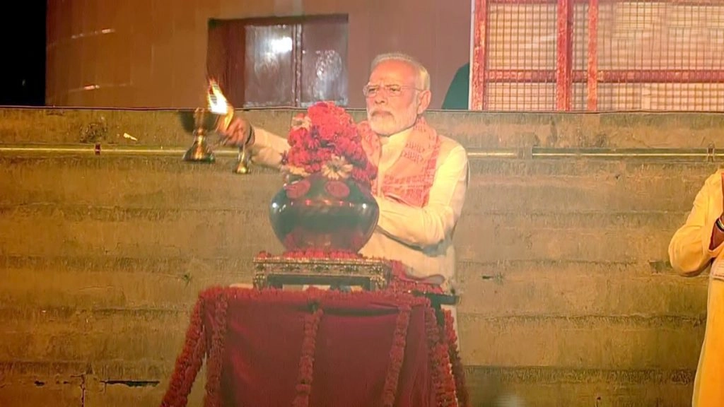 अयोध्या में दीपोत्सव में शामिल होने के मौके पर बोले पीएम मोदी, 'भगवान राम सबको साथ लेकर चलते हैं'