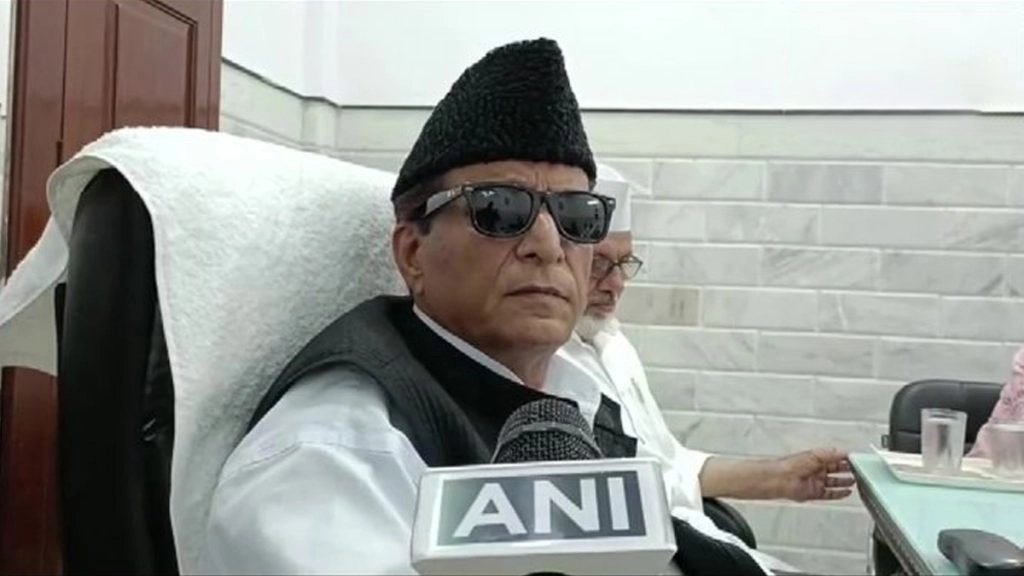 Aazam Khan के गढ़ रामपुर में कर्फ्यू, क्राइम, करप्शन, दंगा और दबंगई के मुद्दों के जरिए सपा को घेरेगी BJP