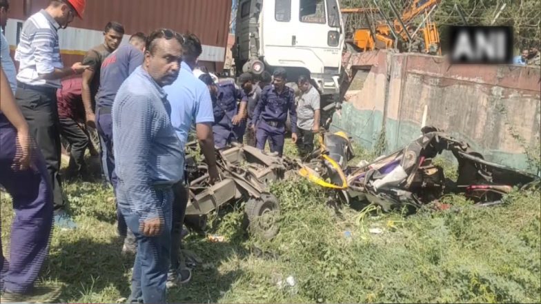 Vadodara Accident: वडोदरा में भीषण सड़क हादसा, 7 लोगों की मौत, PM मोदी ने जताया दुख
