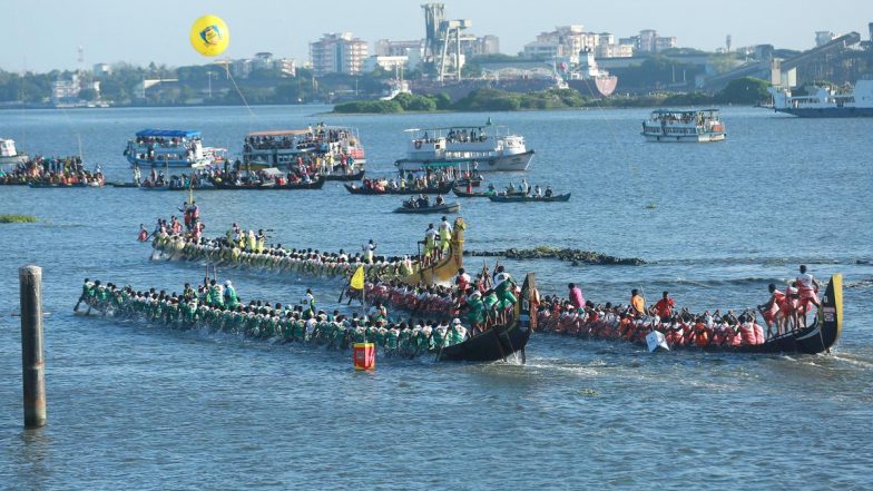 Kerala Boat League Video: कोच्चि के मरीन ड्राइव में चैंपियंस बोट लीग 2022 का पांचवां चरण शुरू, देखिए वीडियो