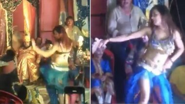 VIDEO: यूपी में रामलीला के दौरान ‘अश्लीलता', बार बालाओं के ठुमकें पर हुई नोटों की बारिश