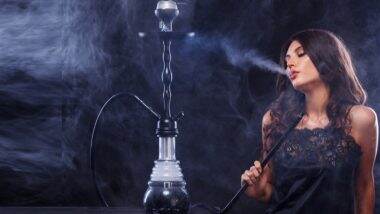 Hookah Ban: तालिबान ने अफगानिस्तान में हुक्का पर लगाया बैन, फिर भी जारी रहेगी अफीम की खेती