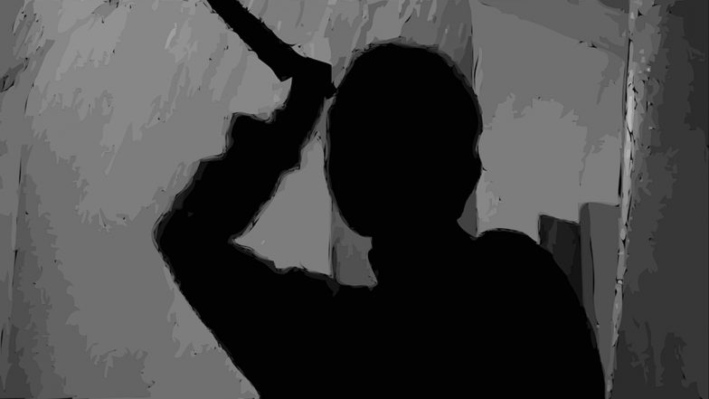 Chhattisgarh Shocker: बात करने से इनकार करने पर व्यक्ति ने 51 बार पेचकस से वार कर युवती की हत्या की