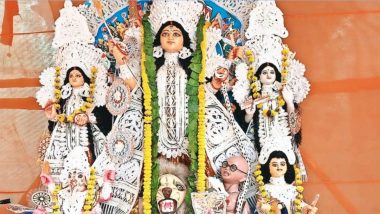 Gandhi Durga Puja: दुर्गा पूजा पंडाल में गांधी को असुर दिखाने पर बवाल, TMC-BJP आमने सामने