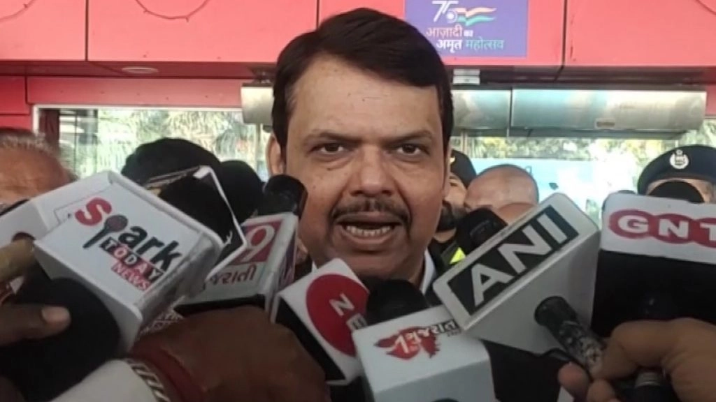 डिप्टी सीएम देवेंद्र फडणवीस का दावा, उद्धव सरकार मुझे जेल में डालने के लिए मुंबई पुलिस कमिश्नर को थी सुपारी