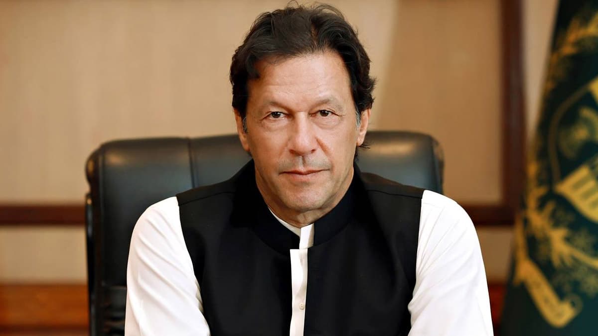 Firing on Imran Khan: पाकिस्तान में पूर्व PM इमरान खान पर जानलेवा हमला, पैर में है लगी गोली; हालत खतरे से बाहर