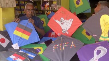 कोलकाता में FIFA World Cup का क्रेज, एक पतंग की दुकान पर फीफा विश्व कप की थीम पर बनाई जा रही पतंगें