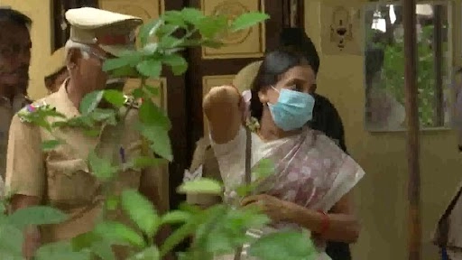 राजीव गांधी हत्याकांड में जेल से रिहा हुए 6 दोषी, जानें जेल से बाहर आने पर नलिनी श्रीहरन ने क्या कहा 