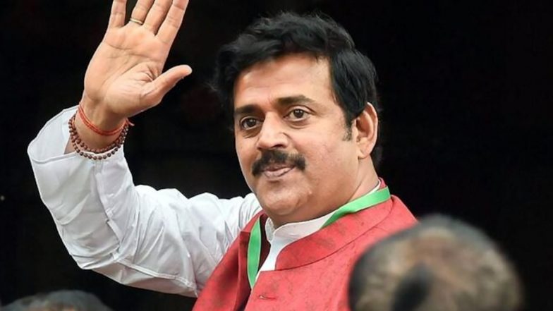 Twitter Blue Tick: ट्विटर पर ब्लू टिक जाने से भड़के Ravi Kishan ने Elon Musk को किया ट्वीट, बोले - मैं ही क्यो?