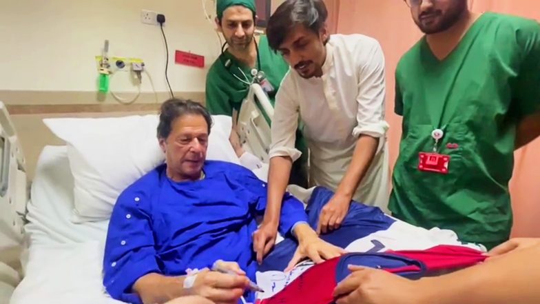 Pakistan: इमरान खान ने जान बचाने वाले 'फरिश्ते' से की मुलाकात, कहा- आप हीरो हो, घर आने का किया वादा