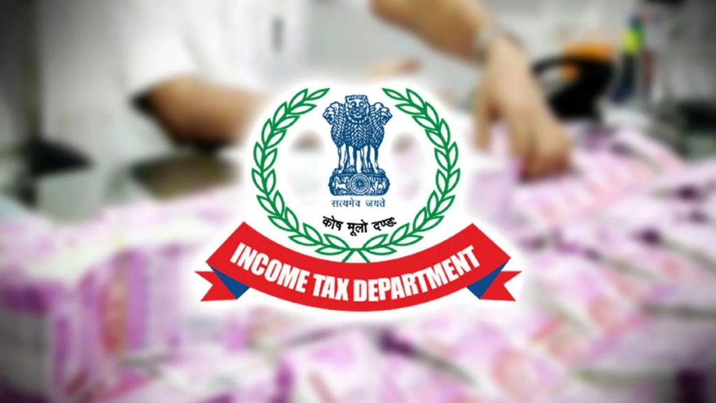 Hyderabad: आयकर विभाग ने हैदराबाद में एक्सेल ग्रुप ऑफ कंपनीज के परिसरों पर की छापेमारी