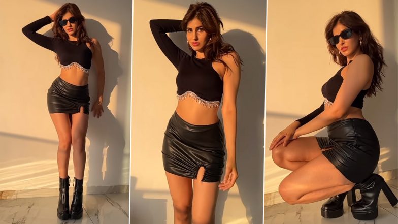 ‘Bom Diggy Diggy’ फेम Sakshi Malik ने ब्लैक ड्रेस में ढाया कहर, एक्ट्रेस के सेक्सी पोज आपका छुड़ा देंगे पसीना (Watch Video)