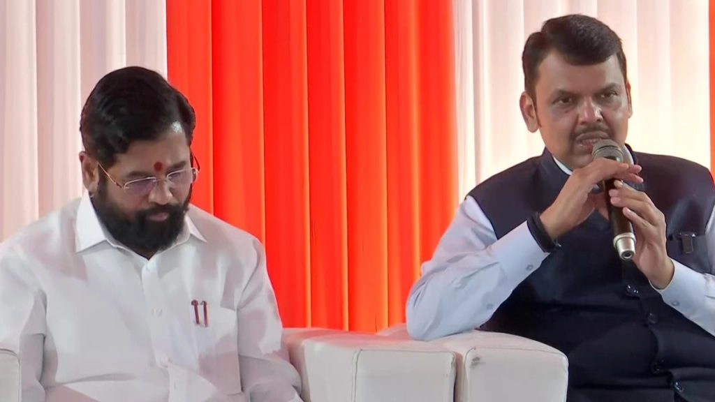 आदित्य ठाकरे ने मुख्यमंत्री शिंदे को वर्ली में उनके खिलाफ चुनाव लड़ने की चुनौती दी