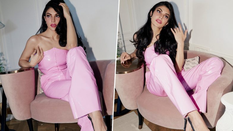 Jacqueline Fernandez Hot Pics: पिंक जंपसूट में जैकलीन फर्नांडिस का दिखा ग्लैमरस अवतार, एक्ट्रेस की दिलकश अदाएं देख यूजर्स हुए मतवाले (See Pics)