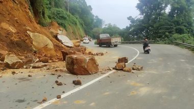 Tamil Nadu Heavy Land Slide: तमिलनाडु के नीलगिरि जिले में भारी भूस्खलन से 10 गांवों का संपर्क टूटा