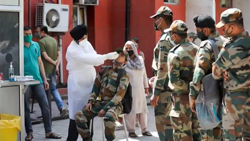 कोरोना के खतरे को देखते हुए भारतीय सेना ने जवानों के लिए एडवाइजरी जारी की है 