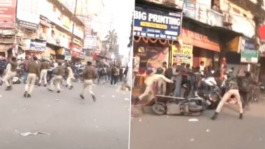 Bihar: पटना में TET-CTET पास युवा नौकरी की मांग को लेकर कर रहे थे प्रदर्शन, पुलिस ने दौड़ा-दौड़ा कर बेरहमी से पीटा (Watch Video)