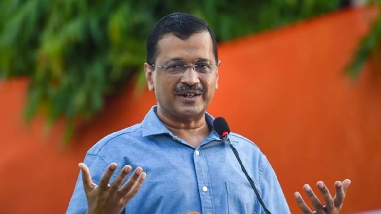 Kejriwal on PM Modi: केजरीवाल का तंज, कहा- सिसोदिया की गिरफ्तारी के बाद मुझे लगा देश का प्रधानमंत्री पढ़ा-लिखा होना चाहिए (Watch Video)