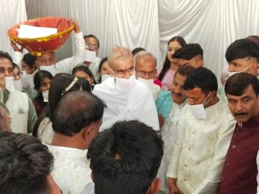 धार का रहने वाला करोड़पति पिता का एकलौता बेटा बना जैन मुनि