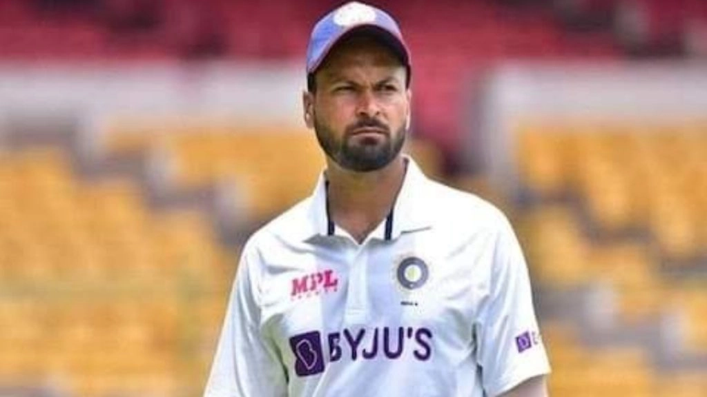 इस साल साउथ अफ्रीका के खिलाफ सीरीज के लिए मुकेश कुमार को टीम इंडिया में भी चुना गया