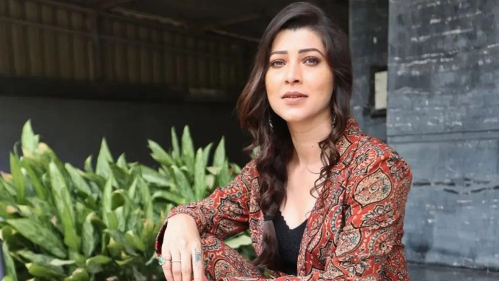 Tejaswini Pandit का खुलासा, पुणे बेस्ड नगरसेवक बनाना चाहता था यौन संबंध