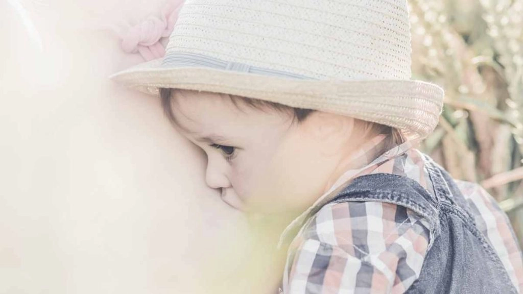 मध्य रेलवे की पहल, स्तनपान कराने वाली महिलाओं मुंबई के स्टेशनों पर बनाए जाएंगे ब्रेस्ट फीडिंग पॉड्स