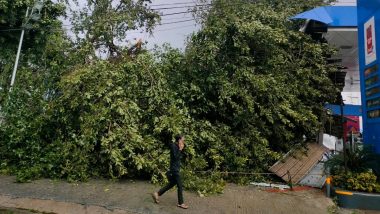 Cyclone Mandous: तमिलनाडु के मामल्लपुरम में तट से टकराया मैंडूस तूफान, इन तीन राज्यों में रेड अलर्ट