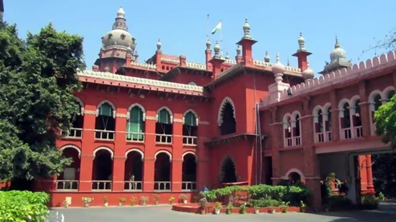 मंदिर पूजा का स्थान हैं और इसे लाभ कमाने के लिए एक मंच के रूप में बदलने की अनुमति नहीं; मद्रास हाई कोर्ट