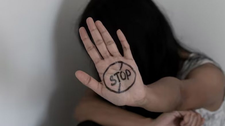 Surat Shocker: शादीशुदा प्रेमी ने झगड़े के बाद गर्लफ्रेंड का किया रेप, प्राइवेट पार्ट में डाल दिया मिर्च पाउडर