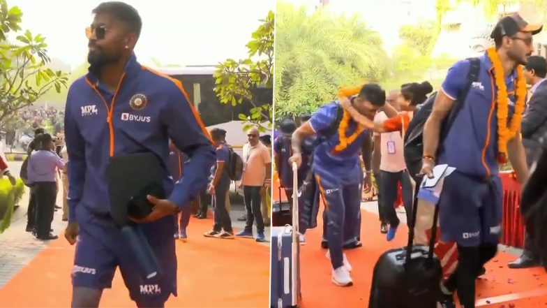 IND vs SL 3rd T20: तीसरे और आखिरी टी20 मुकाबले के लिए टीम इंडिया पहुंची राजकोट, कल खेला जाएगा फाइनल मुकाबला