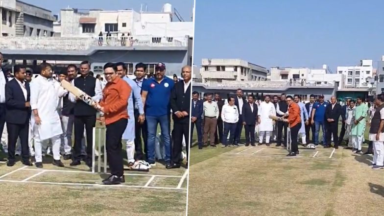 BCCI सचिव जय शाह ने गांधीनगर के कलोल में नए क्रिकेट मैदान का किया उद्घाटन, बल्लेबाजी करते आए नजर (Watch Video)