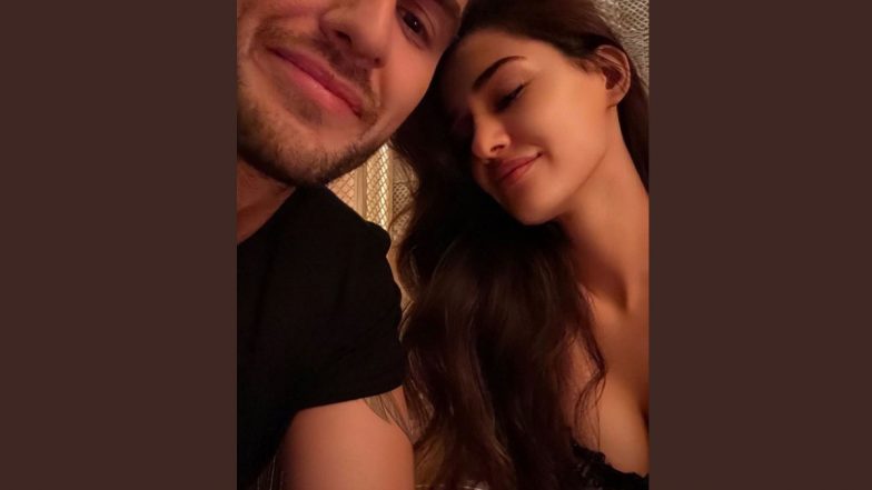 Disha Patani ने अपने नए बॉयफ्रेंड Aleksandar Alex Ilic संग पोस्ट की Hot Photos, कपल की ये रोमांटिक तस्वीरें नहीं देखी होंगी आपने!
